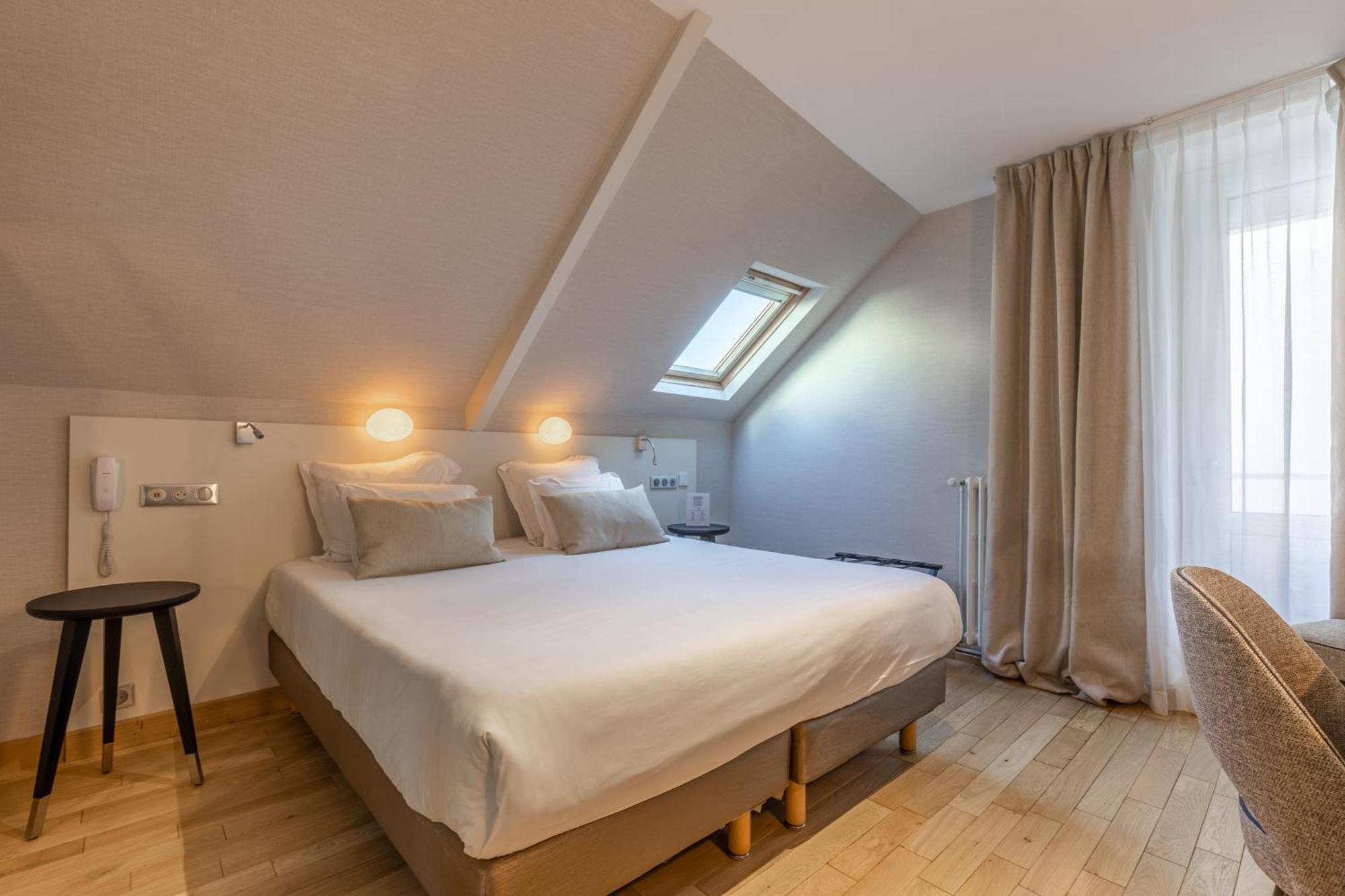 Kyriad Malo Centre 3*