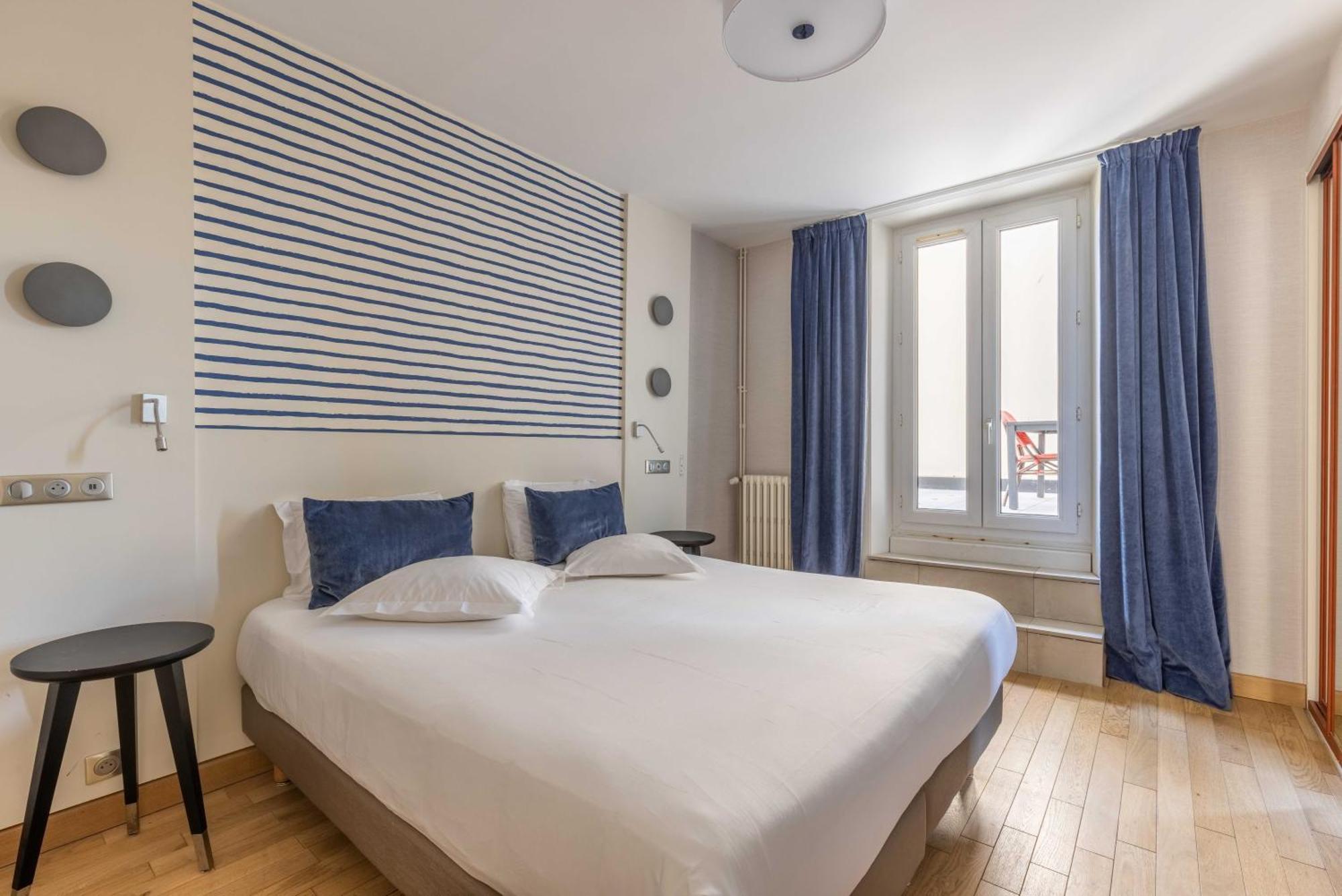 Hotel Kyriad Malo Centre 3*